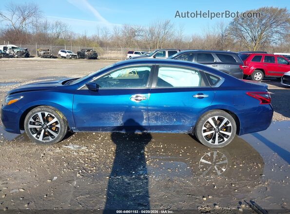 1N4AL3AP8JC475300 2018 NISSAN ALTIMA Blue Widok wnętrza 360 stopni