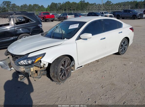 1N4AL3AP9HC487529 2017 NISSAN ALTIMA White Vista tres cuartos delantera izquierda