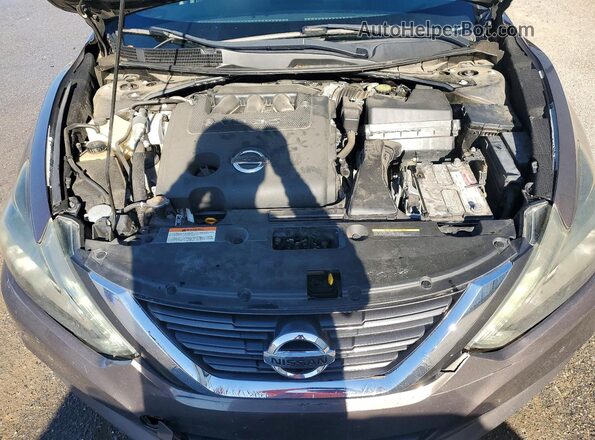 1N4BL3AP0HC112228 2017 NISSAN ALTIMA Коричневый Вид задней части салона