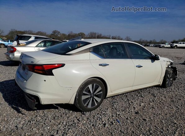 1N4BL4DV1NN347317 2022 NISSAN ALTIMA Белый Задняя правая четверть