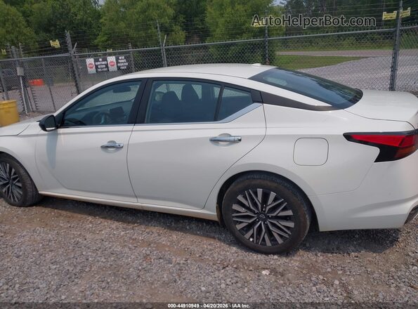 1N4BL4DV2SN379673 2025 NISSAN ALTIMA Белый Панорамный вид салона 360°