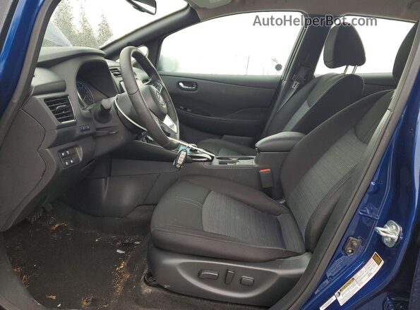 1N4CZ1CV2SC564918 2025 NISSAN LEAF Blue Вид салону спереду