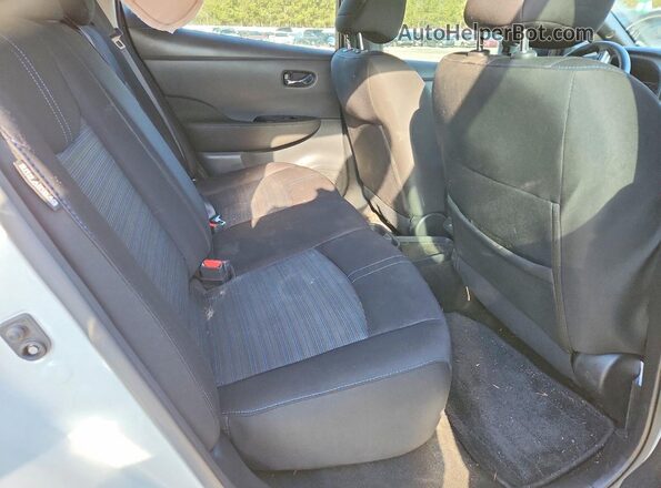 1N4CZ1CVXPC560459 2023 NISSAN LEAF Белый Вид задних сидений