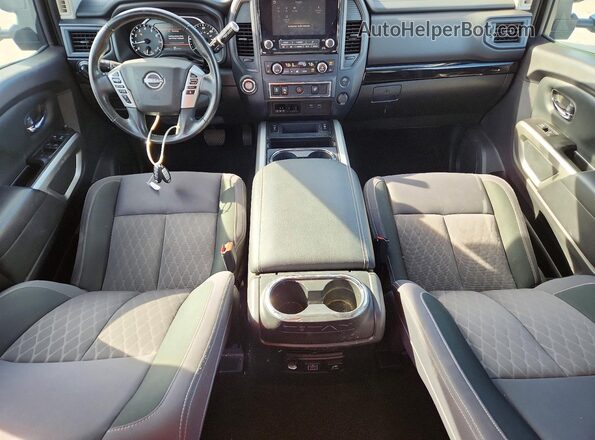 1N6AA1EF2PN117416 2023 NISSAN TITAN Черный Вид панели приборов