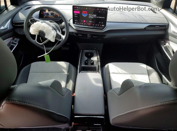 1V2CRPE8XSC010660 2025 VOLKSWAGEN ID.4 Blue Widok deski rozdzielczej