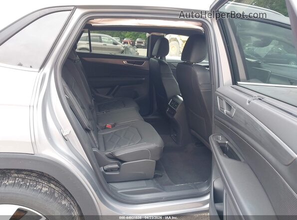 1V2HC2CA1TC217410 2026 VOLKSWAGEN ATLAS Silver Vista de la etiqueta del VIN