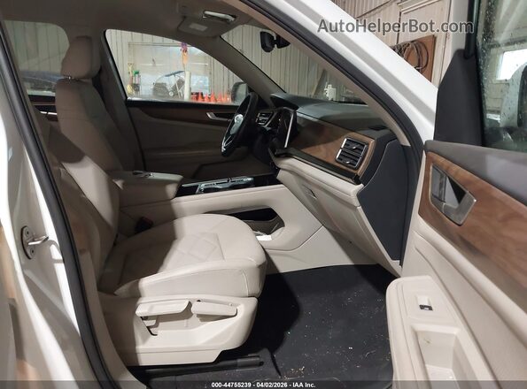 1V2LR2CA3RC623304 2024 VOLKSWAGEN ATLAS White Вид салону спереду