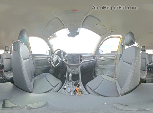 1V2LR2CA7JC557604 2018 VOLKSWAGEN ATLAS Yellow 