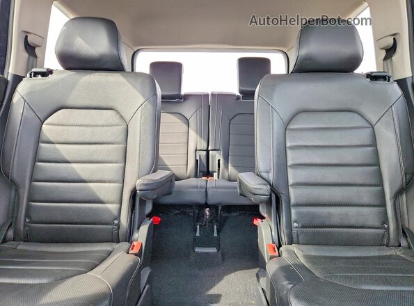 1V2TP2CA3MC523962 2021 VOLKSWAGEN ATLAS Black Вид задніх сидінь