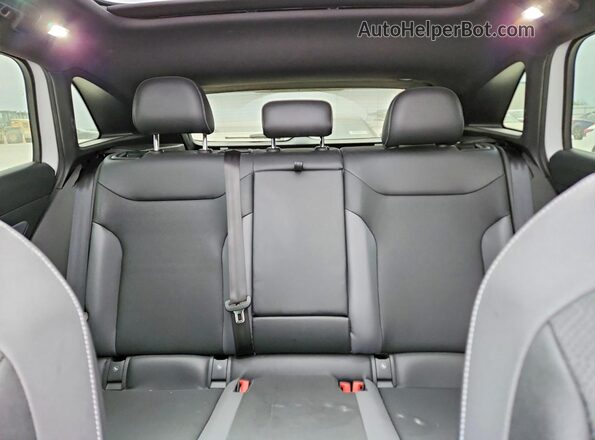 1V2VMPE86PC031889 2023 VOLKSWAGEN ID.4 White Vista de los asientos traseros