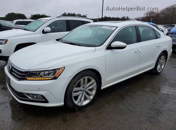1VWBA7A30JC048666 2018 VOLKSWAGEN PASSAT White Przód lewy