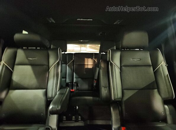 1GYS4KKL1NR338990 2022 CADILLAC ESCALADE Черный Вид задней части салона
