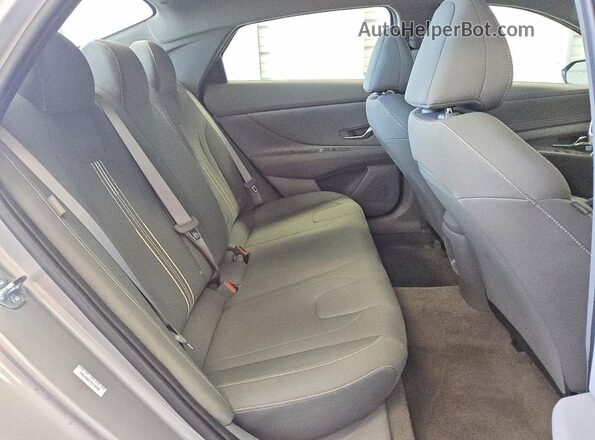 KMHLM4DG7TU118720 2026 HYUNDAI ELANTRA Серый Вид задних сидений