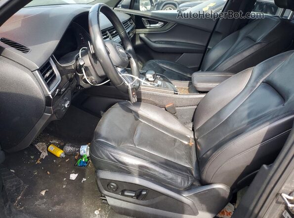 WA1LAAF77HD058772 2017 AUDI Q7 Серый Вид панели приборов