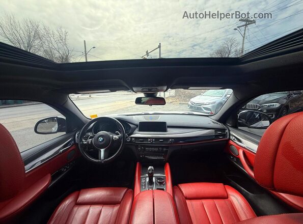 5UXKU2C52J0Z61909 2018 BMW X6 Белый Вид панели приборов