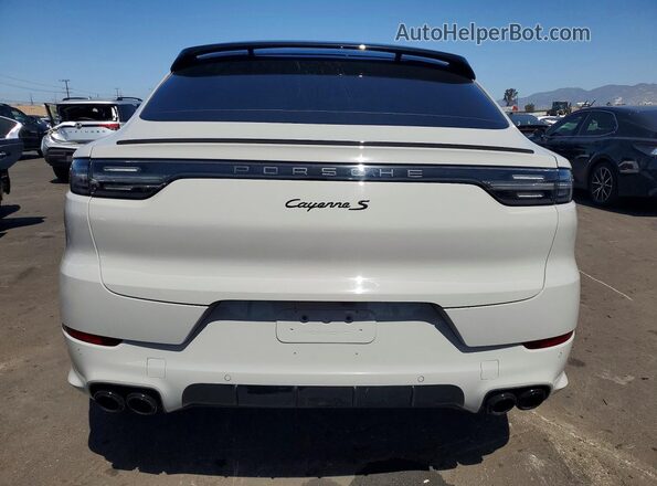 WP1BB2AYXPDA30563 2023 PORSCHE CAYENNE Серый Вид салона спереди