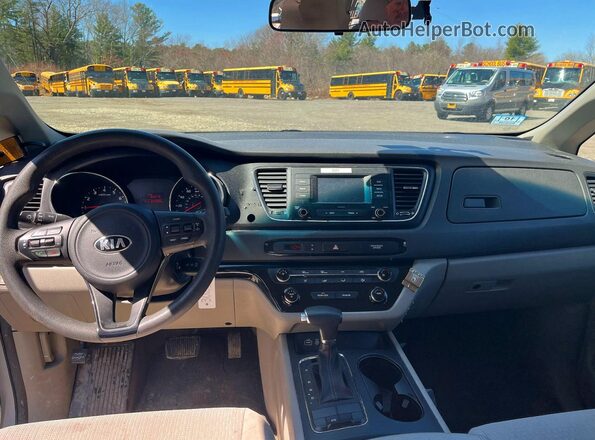 KNDMA5C12J6400723 2018 KIA SEDONA Серый Вид задних сидений