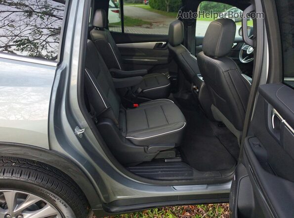 5GAEVARS2SJ250050 2025 BUICK ENCLAVE Charcoal Вид салону спереду