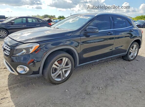 WDCTG4EB5JJ459184 2018 MERCEDES-BENZ GLA Черный Передняя левая четверть