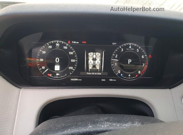 SALYB2RV6JA769923 2018 LAND ROVER RANGE Красный Вид задних сидений