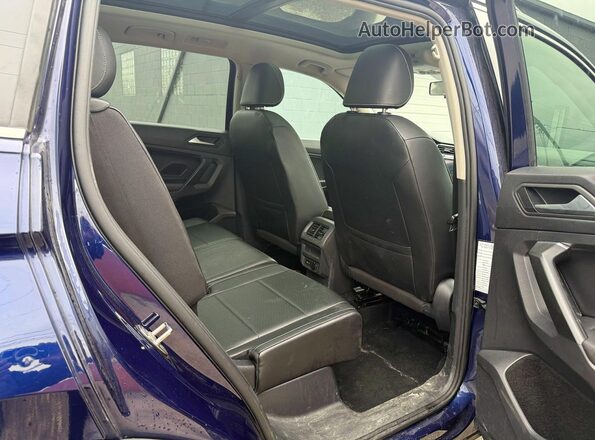 3VV3B7AX3MM101968 2021 VOLKSWAGEN TIGUAN Синий Вид салона спереди