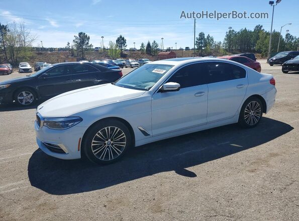 WBAJA7C57JWC76000 2018 BMW OTHER Белый Передняя левая четверть