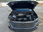 2025 Volkswagen Atlas Se Gray vin: 1V2HR2CA6SC558394
