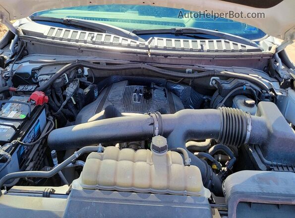 5LMJJ3LT8LEL10177 2020 LINCOLN NAVIGATOR Белый Вид панели приборов