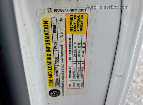 1GCWGAFF9H1162061 2017 CHEVROLET EXPRESS White Widok wnętrza 360 stopni