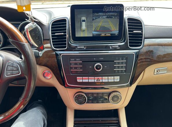 4JGDF6EE2HA971610 2017 MERCEDES-BENZ GLS Белый Вид задней части салона