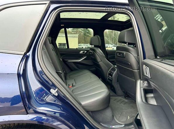5UXJU4C02P9P90563 2023 BMW X5 Синий Вид щитка приборов