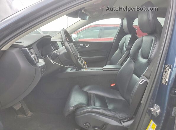 LYV102RK6KB232600 2019 VOLVO XC60 Синий Вид панели приборов