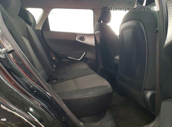 KNDJ23AU2N7158162 2022 KIA SOUL Черный Вид задней части салона