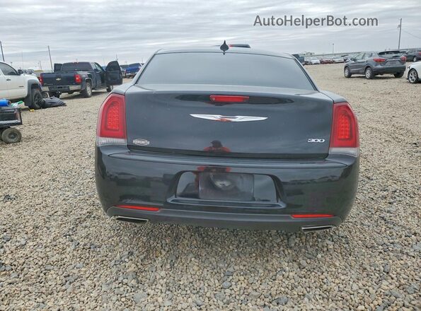 2C3CCAAG0JH340532 2018 CHRYSLER 300 Черный Вид сзади