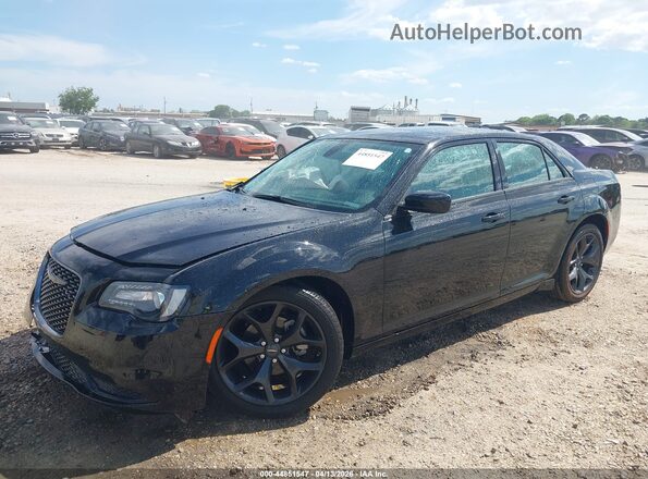 2C3CCAAG3PH684154 2023 CHRYSLER 300 Black წინა მარცხენა ხედი სამი მეოთხედიდან