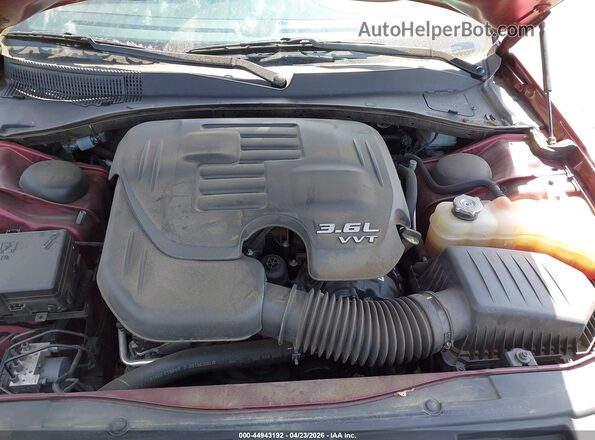2C3CCABG0MH634287 2021 CHRYSLER 300 Бордовый Вид сзади