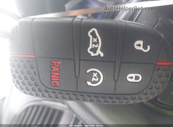 2C3CCABG0MH634287 2021 CHRYSLER 300 Бордовый Вид панели приборов