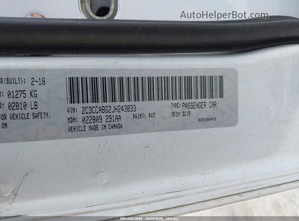 2C3CCABG2JH243833 2018 CHRYSLER 300 White Вид підкапотного простору