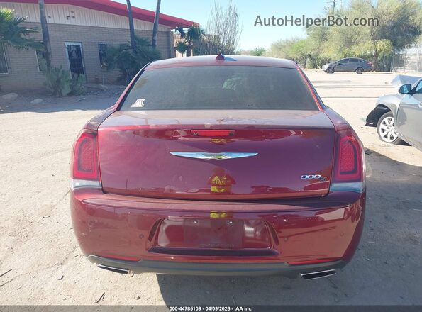 2C3CCABG2JH313928 2018 CHRYSLER 300 Темно-бордовый 