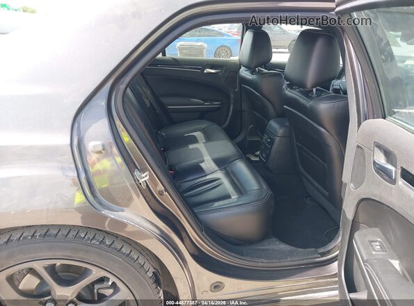 2C3CCABG3PH661715 2023 CHRYSLER 300 Black VIN კოდის სტიკერის ხედი