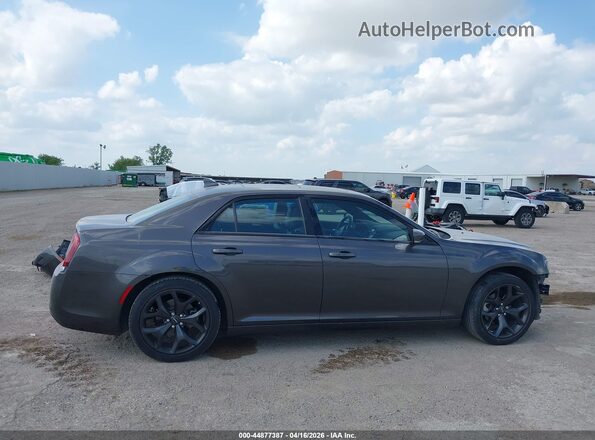 2C3CCABG3PH661715 2023 CHRYSLER 300 Black სალონის 360-გრადუსიანი ხედი