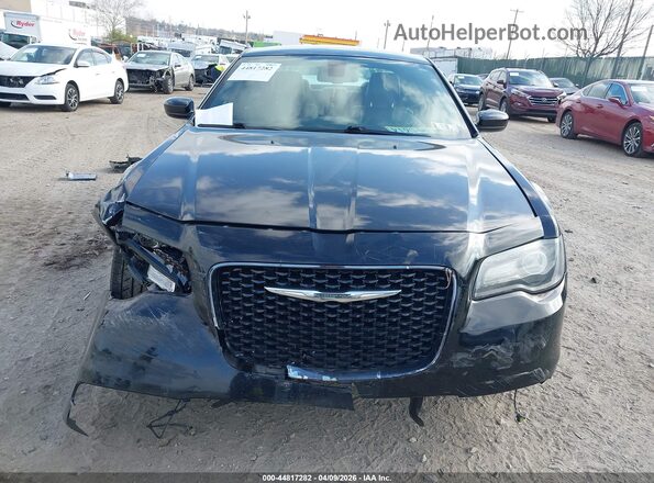 2C3CCABG7KH697786 2019 CHRYSLER 300 Черный Вид задней части салона