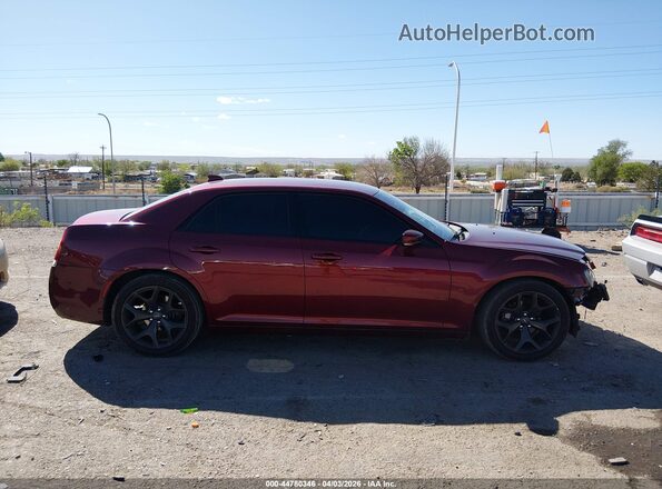 2C3CCABG8MH506959 2021 CHRYSLER 300 Maroon Widok wnętrza z tyłu