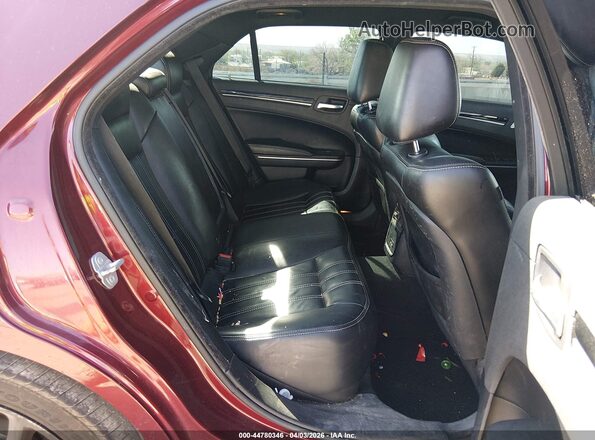 2C3CCABG8MH506959 2021 CHRYSLER 300 Maroon Widok naklejki z numerem VIN