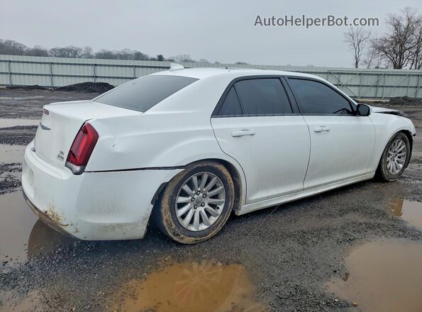 2C3CCABG9HH529852 2017 CHRYSLER 300 Белый Задняя правая четверть