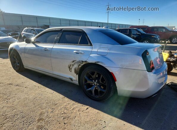 2C3CCABGXPH537568 2023 CHRYSLER 300 Silver Tył lewy
