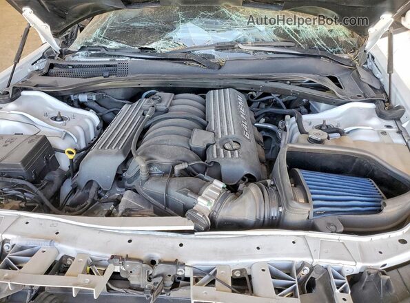 2C3CCAPJ4PH500908 2023 CHRYSLER 300 White Rear interior view