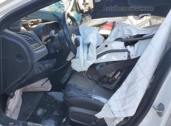 2C3CCAPJ4PH500908 2023 CHRYSLER 300 White Front interior view