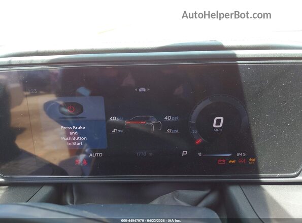 2C3CDBCK0SR542965 2025 DODGE CHARGER Оранжевый Вид задних сидений
