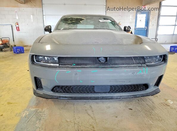 2C3CDBCKXSR536882 2025 DODGE CHARGER Gray Դիմացի տեսք